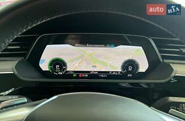 Внедорожник / Кроссовер Audi e-tron 2019 в 