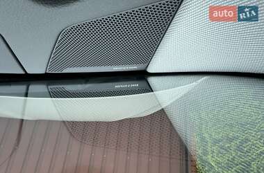 Внедорожник / Кроссовер Audi e-tron 2020 в 