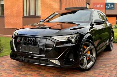 Внедорожник / Кроссовер Audi e-tron 2021 в Киеве