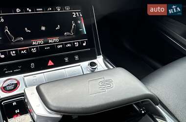 Внедорожник / Кроссовер Audi e-tron 2021 в 