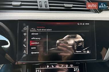 Внедорожник / Кроссовер Audi e-tron 2021 в 