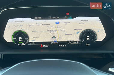 Внедорожник / Кроссовер Audi e-tron 2020 в 