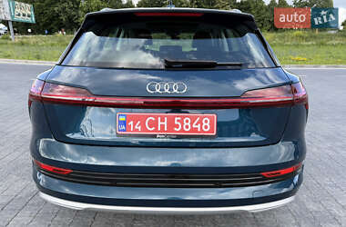 Внедорожник / Кроссовер Audi e-tron 2019 в 
