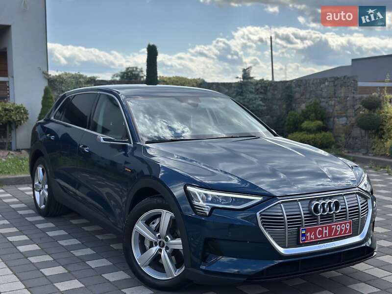 Внедорожник / Кроссовер Audi e-tron 2021 в Стрые