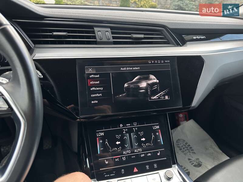Внедорожник / Кроссовер Audi e-tron 2021 в Стрые