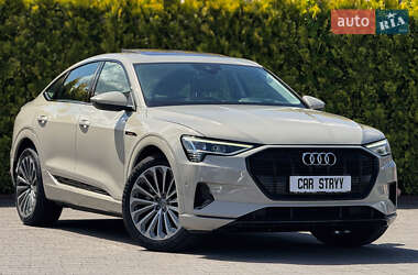 Позашляховик / Кросовер Audi e-tron 2020 в 