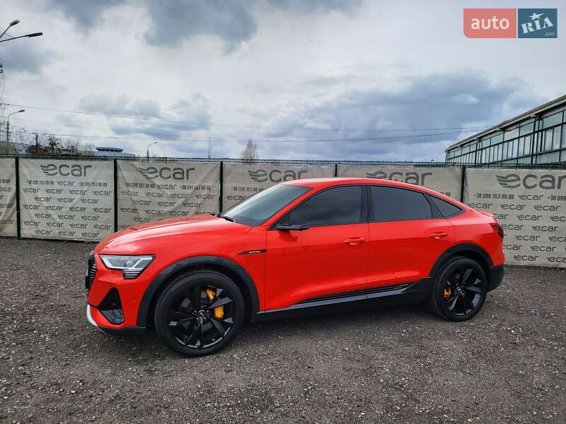 Внедорожник / Кроссовер Audi e-tron 2020 в Киеве
