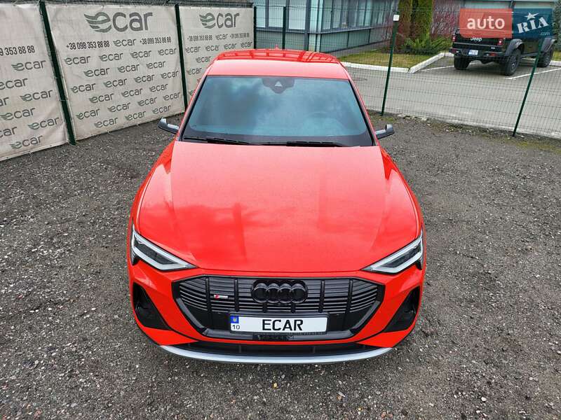 Внедорожник / Кроссовер Audi e-tron 2020 в Киеве