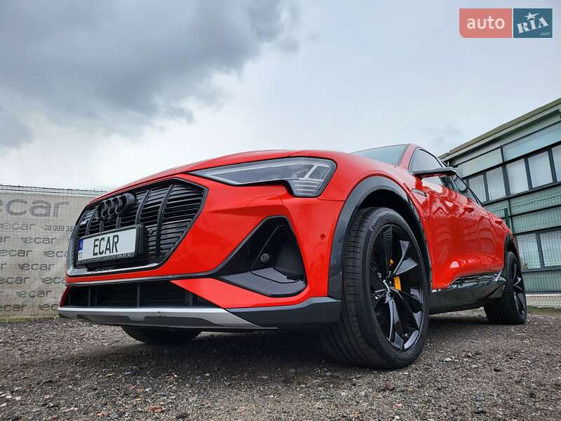 Внедорожник / Кроссовер Audi e-tron 2020 в Киеве
