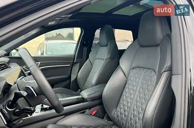 Позашляховик / Кросовер Audi e-tron 2021 в Ужгороді