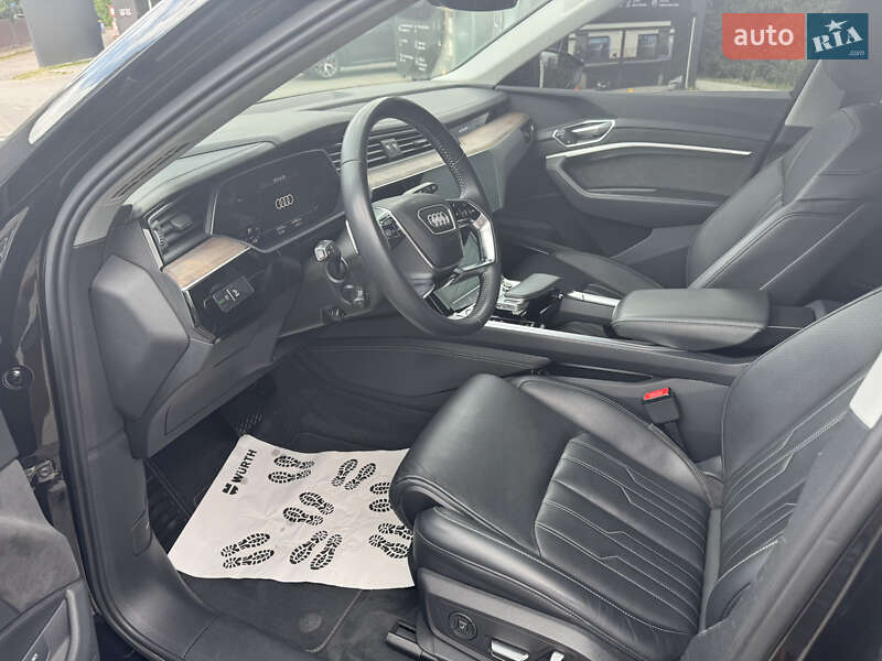 Позашляховик / Кросовер Audi e-tron 2019 в Львові