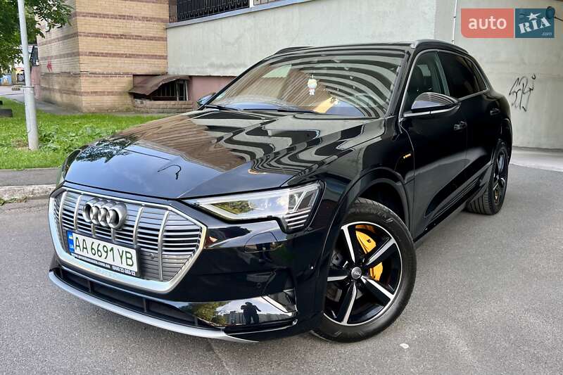 Внедорожник / Кроссовер Audi e-tron 2020 в Киеве