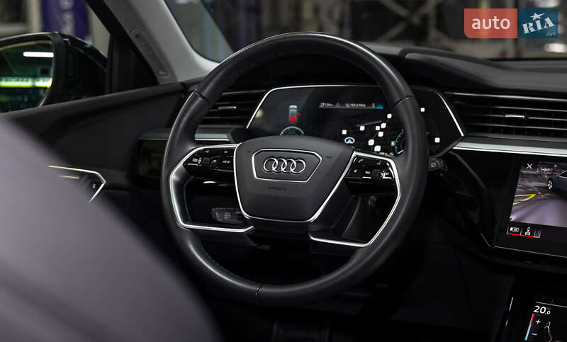 Внедорожник / Кроссовер Audi e-tron 2023 в Черновцах
