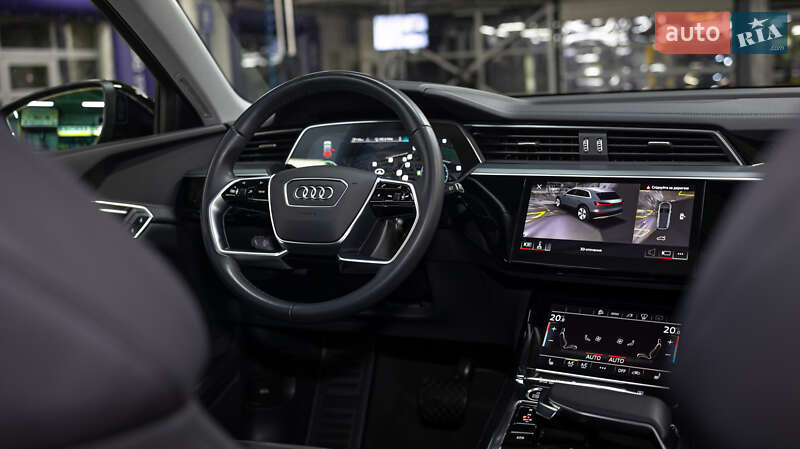 Внедорожник / Кроссовер Audi e-tron 2023 в Черновцах