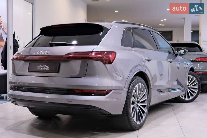 Позашляховик / Кросовер Audi e-tron 2020 в Дрогобичі