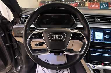 Внедорожник / Кроссовер Audi e-tron 2020 в 