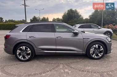 Внедорожник / Кроссовер Audi e-tron 2019 в 