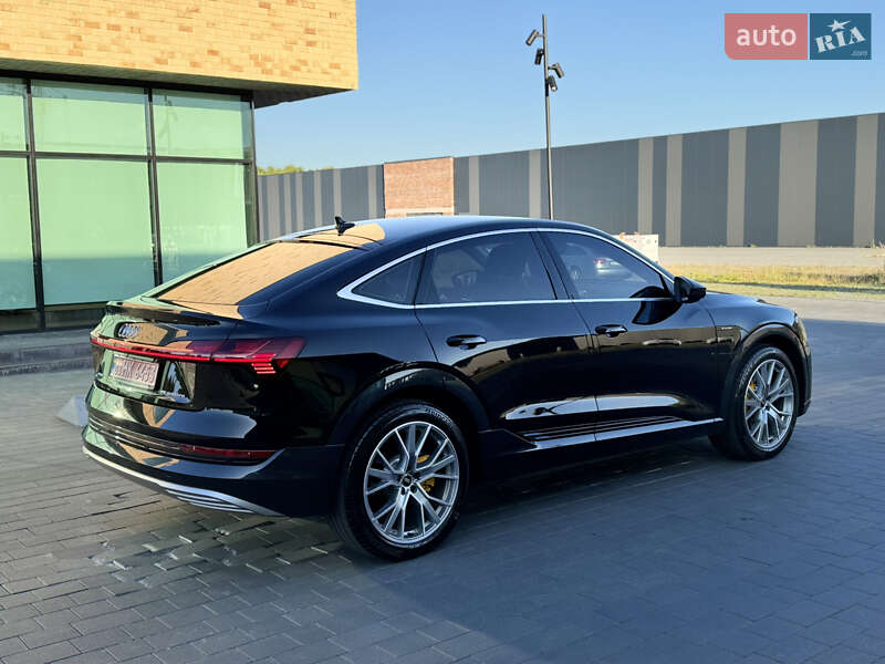 Внедорожник / Кроссовер Audi e-tron 2023 в Хмельницком