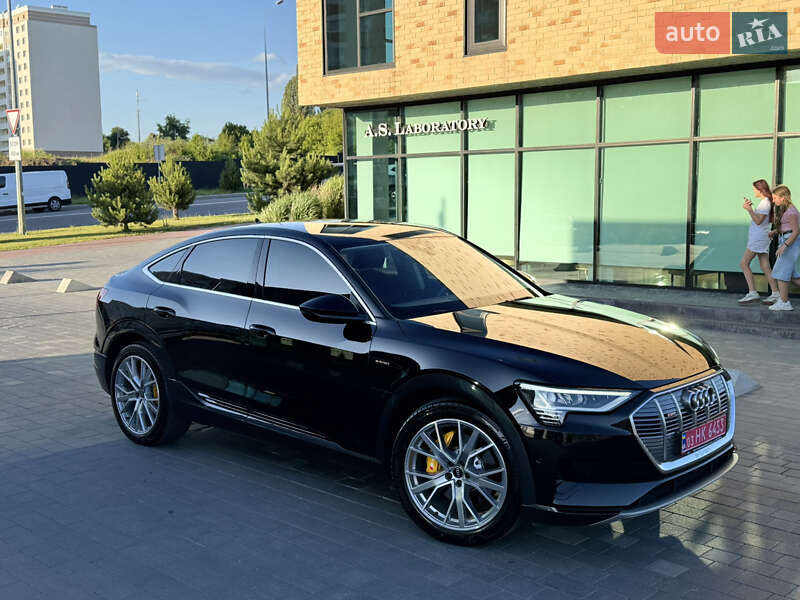 Внедорожник / Кроссовер Audi e-tron 2023 в Хмельницком