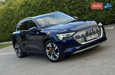 Внедорожник / Кроссовер Audi e-tron 2020 в 