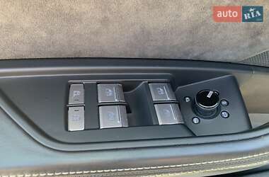 Внедорожник / Кроссовер Audi e-tron 2019 в 