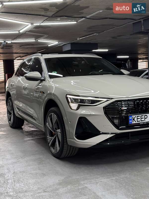 Внедорожник / Кроссовер Audi e-tron 2022 в Одессе