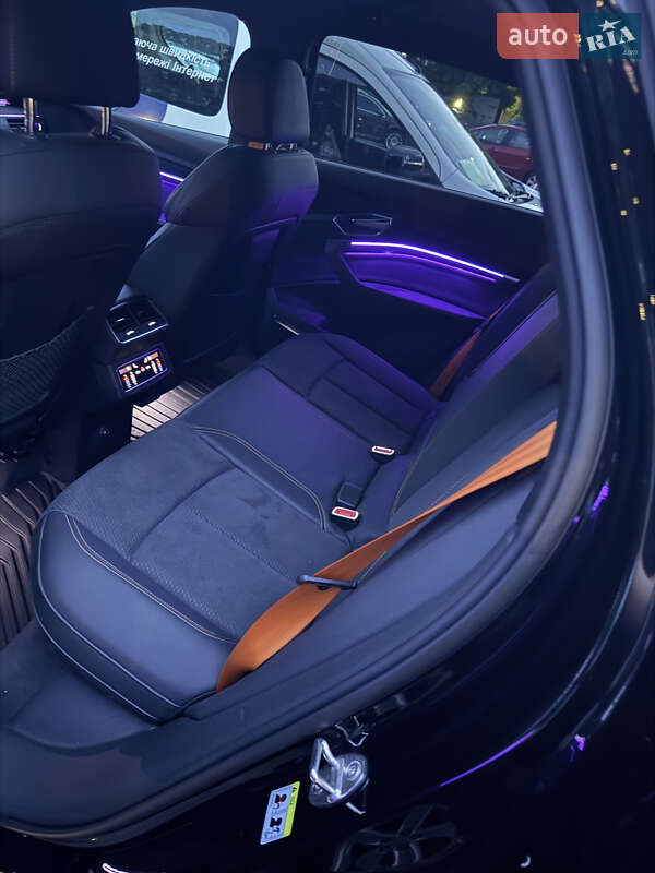 Внедорожник / Кроссовер Audi e-tron 2021 в Днепре