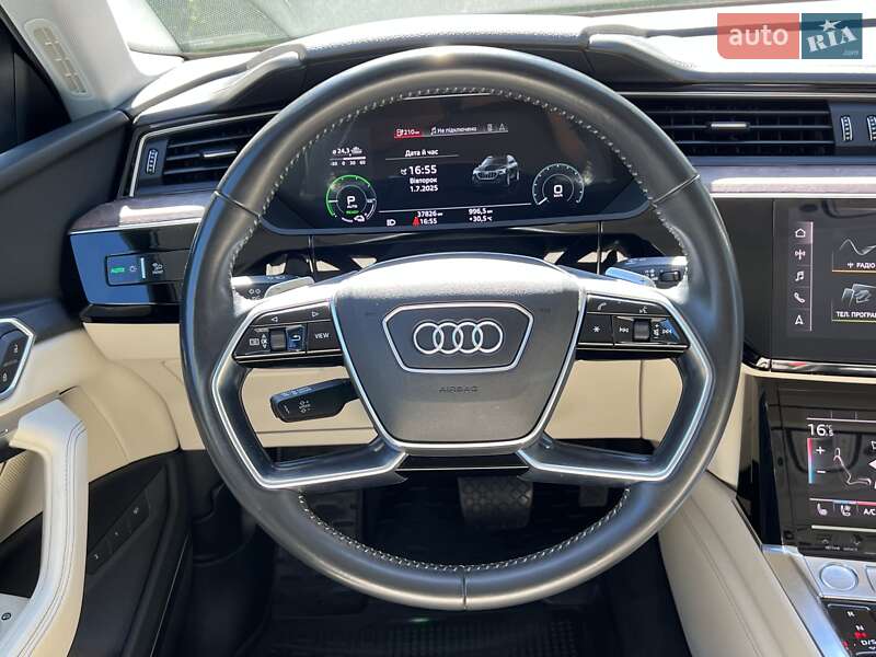 Позашляховик / Кросовер Audi e-tron 2019 в Львові