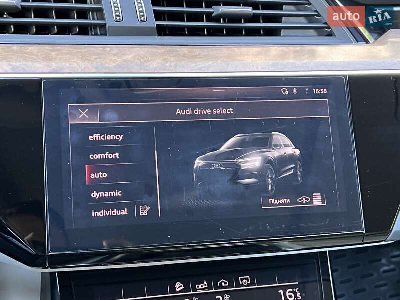 Позашляховик / Кросовер Audi e-tron 2019 в Львові