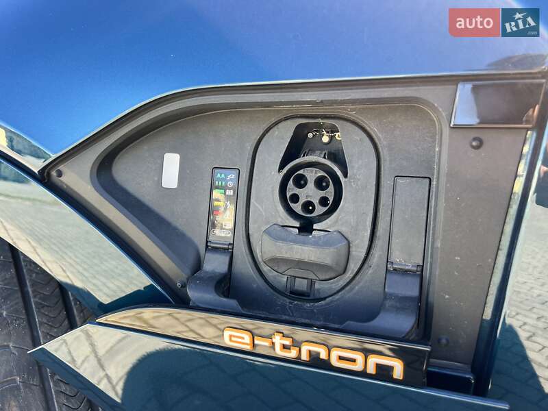 Позашляховик / Кросовер Audi e-tron 2019 в Львові