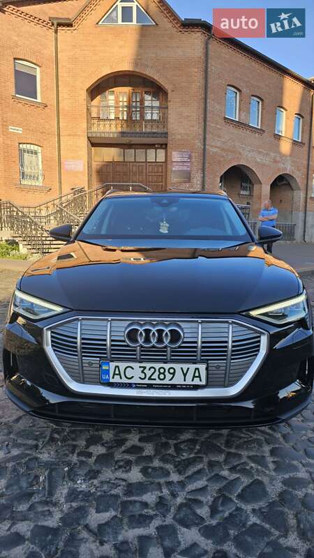 Внедорожник / Кроссовер Audi e-tron 2019 в Луцке