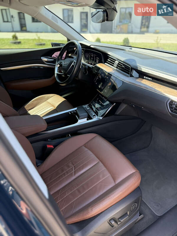 Внедорожник / Кроссовер Audi e-tron 2019 в Луцке