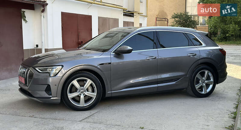 Внедорожник / Кроссовер Audi e-tron 2019 в Ивано-Франковске