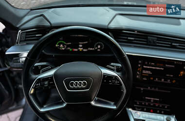 Внедорожник / Кроссовер Audi e-tron 2019 в 