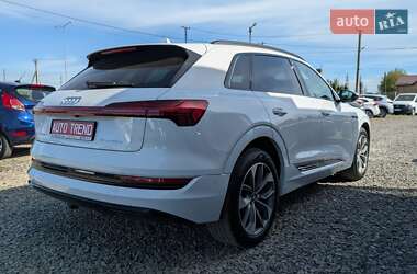 Позашляховик / Кросовер Audi e-tron 2020 в 