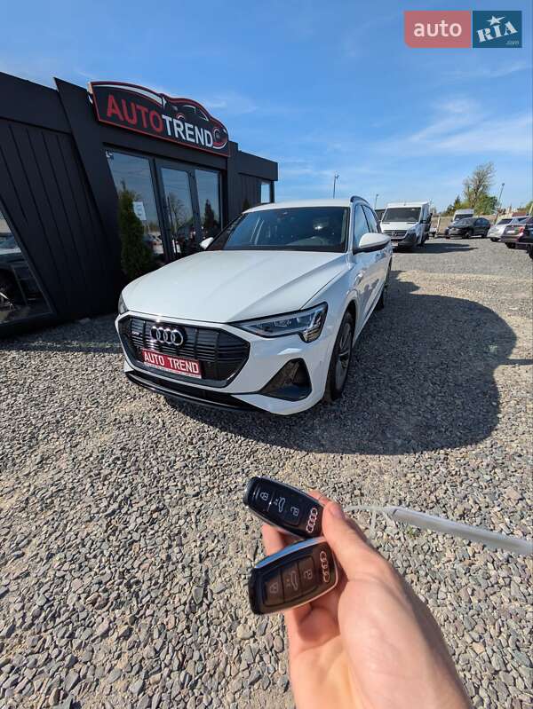Внедорожник / Кроссовер Audi e-tron 2020 в Львове