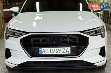 Внедорожник / Кроссовер Audi e-tron 2020 в Днепре