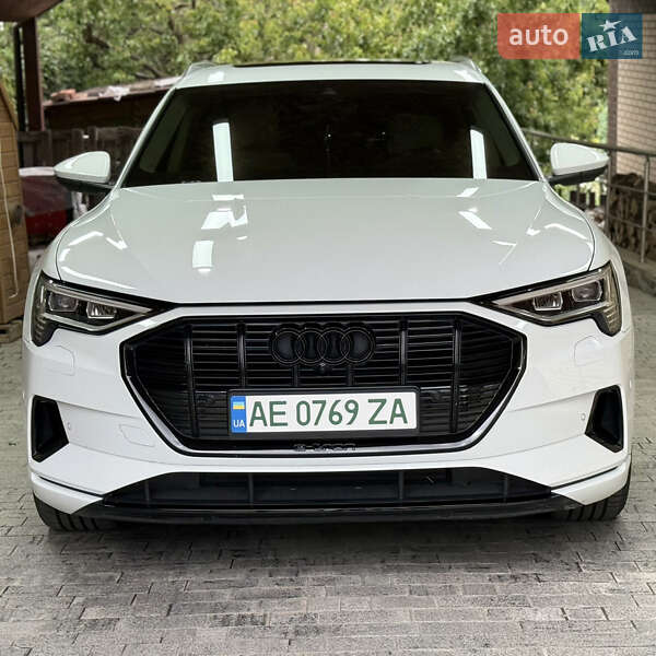 Audi e-tron 2020