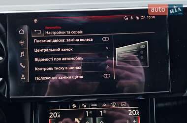 Позашляховик / Кросовер Audi e-tron 2021 в 