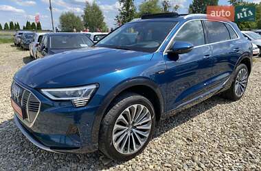 Внедорожник / Кроссовер Audi e-tron 2019 в 