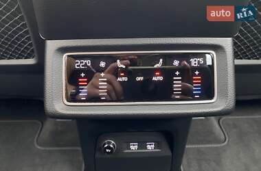 Внедорожник / Кроссовер Audi e-tron 2019 в 