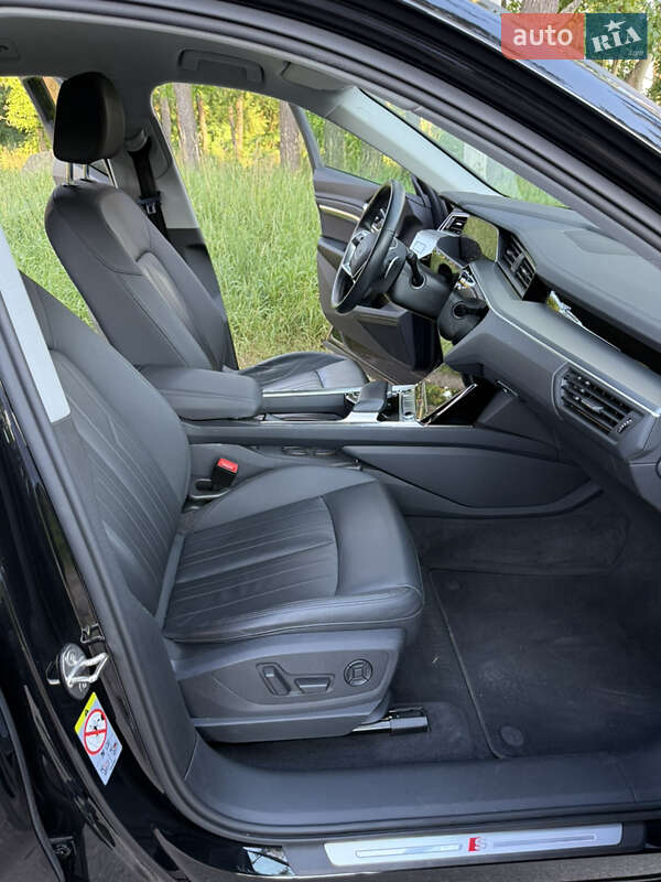 Внедорожник / Кроссовер Audi e-tron 2021 в Житомире