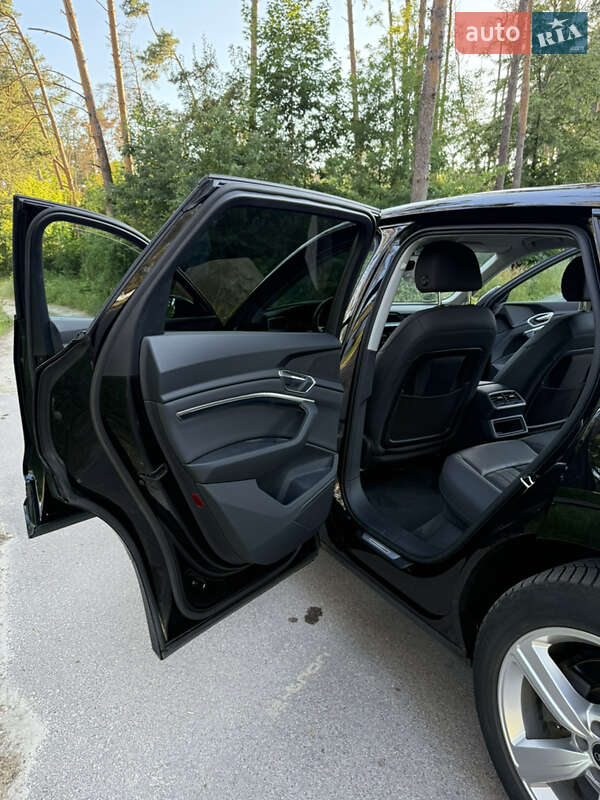 Внедорожник / Кроссовер Audi e-tron 2021 в Житомире