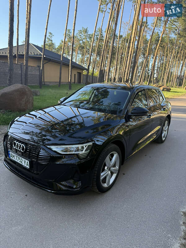 Внедорожник / Кроссовер Audi e-tron 2021 в Житомире