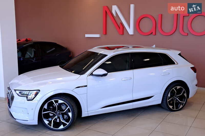 Позашляховик / Кросовер Audi e-tron 2019 в Одесі