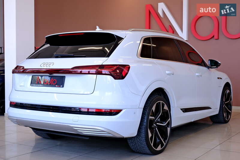 Позашляховик / Кросовер Audi e-tron 2019 в Одесі