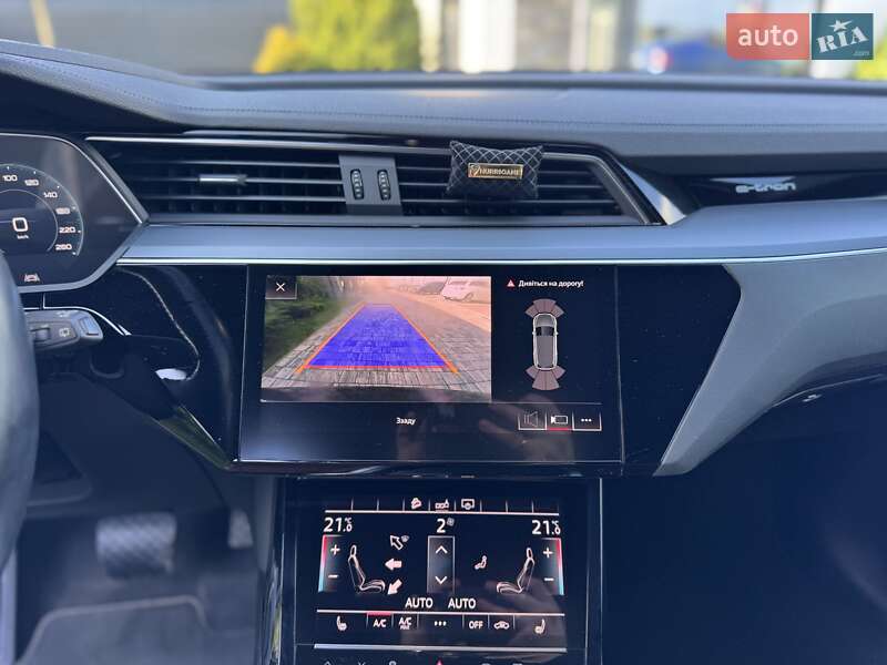 Внедорожник / Кроссовер Audi e-tron 2019 в Мукачево