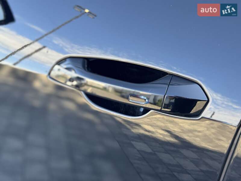 Внедорожник / Кроссовер Audi e-tron 2019 в Мукачево