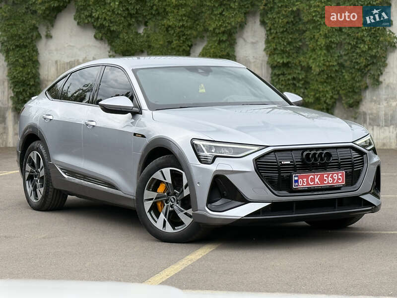 Внедорожник / Кроссовер Audi e-tron 2021 в Ровно
