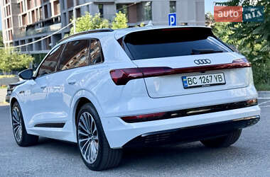 Внедорожник / Кроссовер Audi e-tron 2019 в 